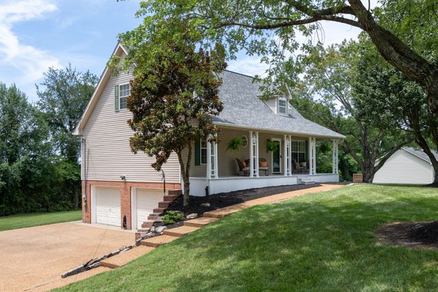 809 Hillside Dr, Springfield, TN 37172