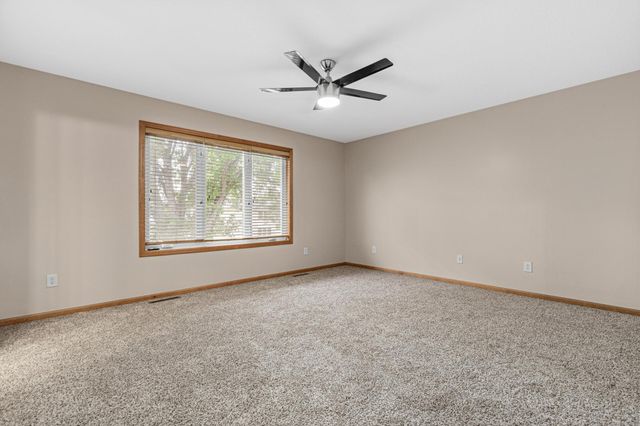 18194 87th Avenue N, Maple Grove, MN 55311