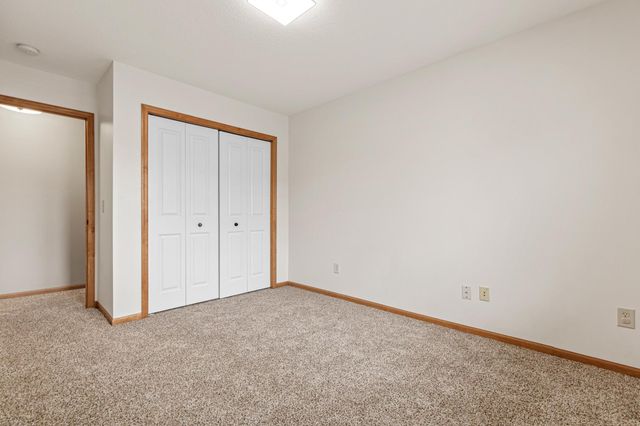 18194 87th Avenue N, Maple Grove, MN 55311