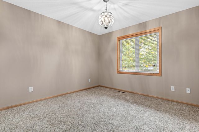 18194 87th Avenue N, Maple Grove, MN 55311