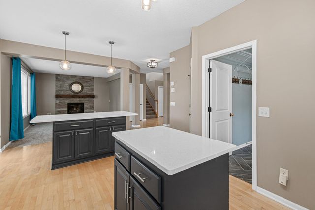 18194 87th Avenue N, Maple Grove, MN 55311