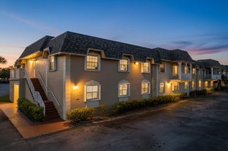 475 SE 8th Street 119, Deerfield Beach, FL 33441