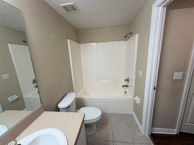 9610 SEADALE COURT 102, Riverview, FL 33578