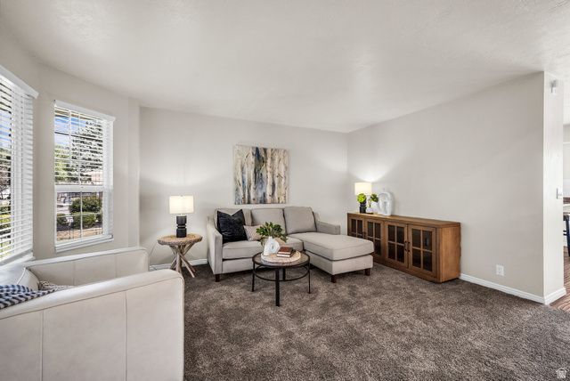 6665 S DALE PARK CIR, West Jordan, UT 84084