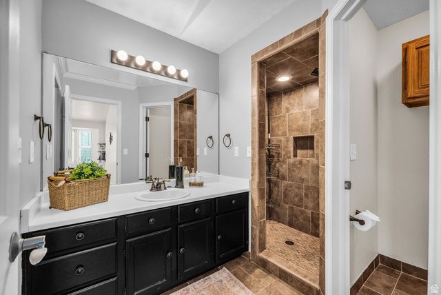 6665 S DALE PARK CIR, West Jordan, UT 84084