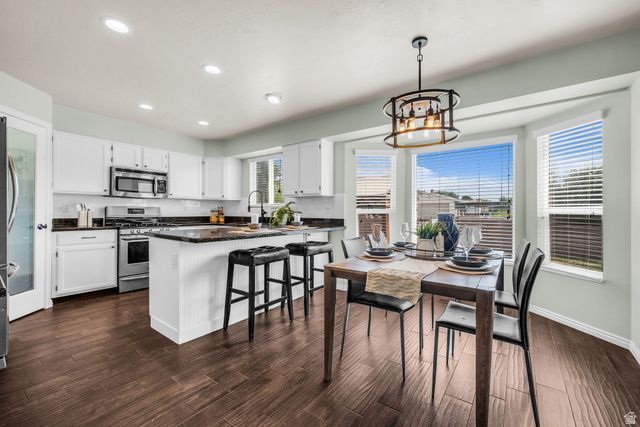 6665 S DALE PARK CIR, West Jordan, UT 84084