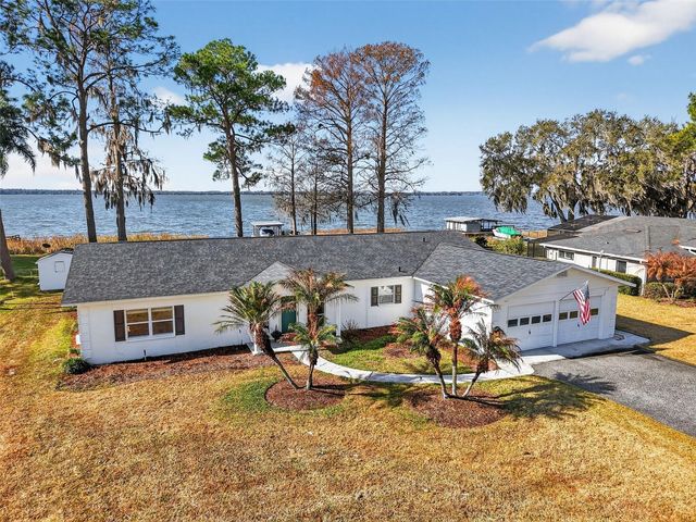 33225 LAKESHORE DRIVE, Tavares, FL 32778