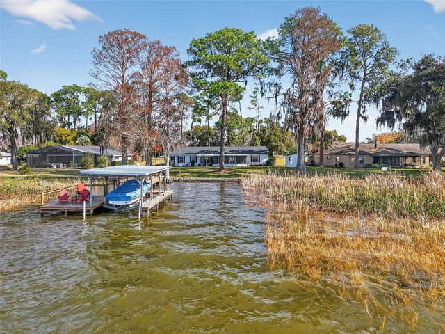 33225 LAKESHORE DRIVE, Tavares, FL 32778