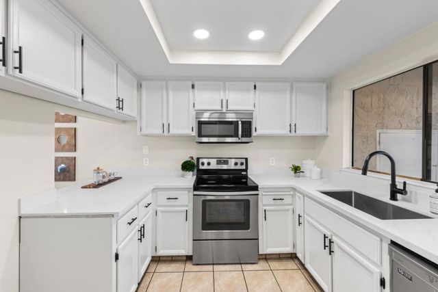 260 W Dunne Avenue 20, Morgan Hill, CA 95037