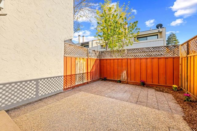 260 W Dunne Avenue 20, Morgan Hill, CA 95037