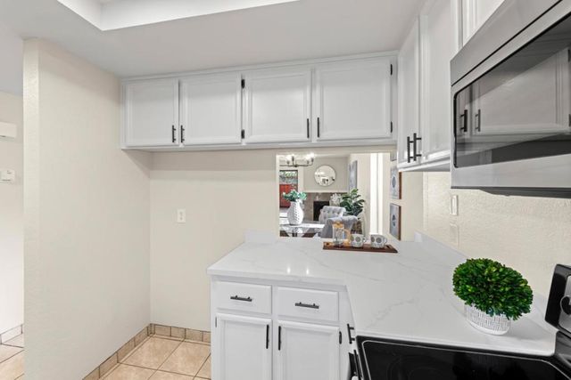 260 W Dunne Avenue 20, Morgan Hill, CA 95037