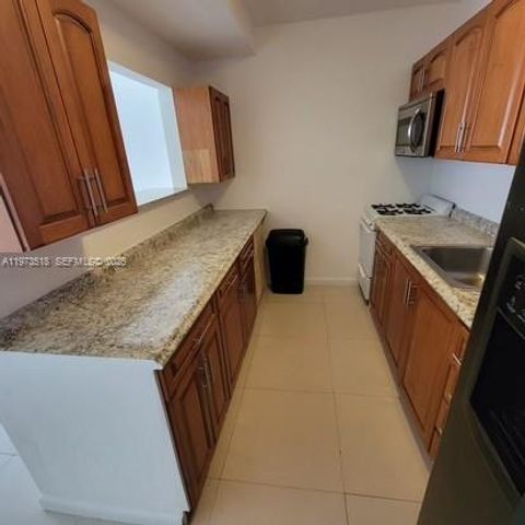 1845 Pembroke Rd 3-22, Hollywood, FL 33020