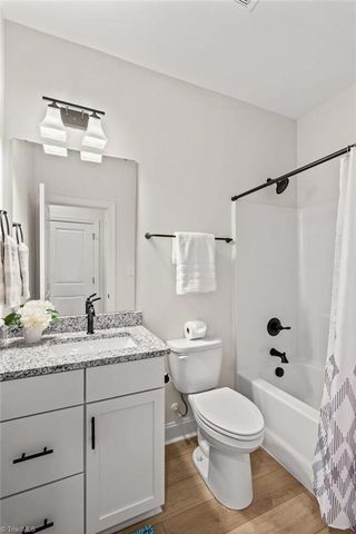 215 Village Lane, Salisbury, NC 28146