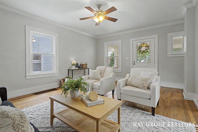 143 Burr Oak Street, Grand Rapids, MI 49505