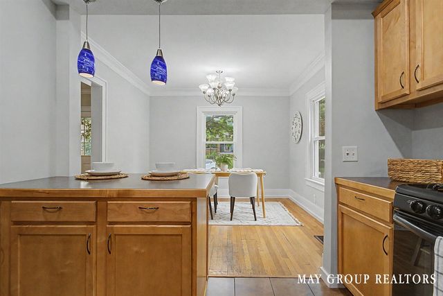 143 Burr Oak Street, Grand Rapids, MI 49505