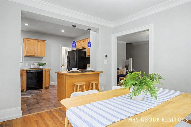 143 Burr Oak Street, Grand Rapids, MI 49505