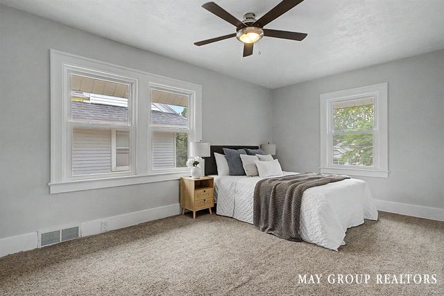 143 Burr Oak Street, Grand Rapids, MI 49505