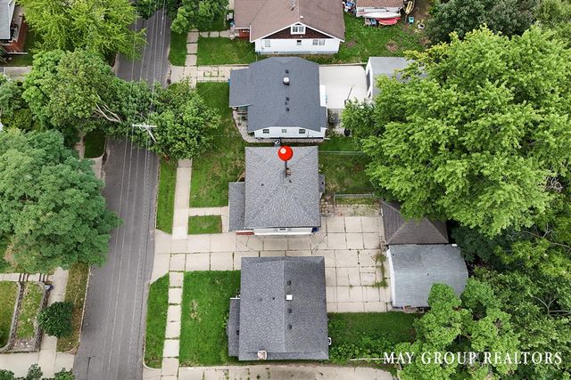 143 Burr Oak Street, Grand Rapids, MI 49505