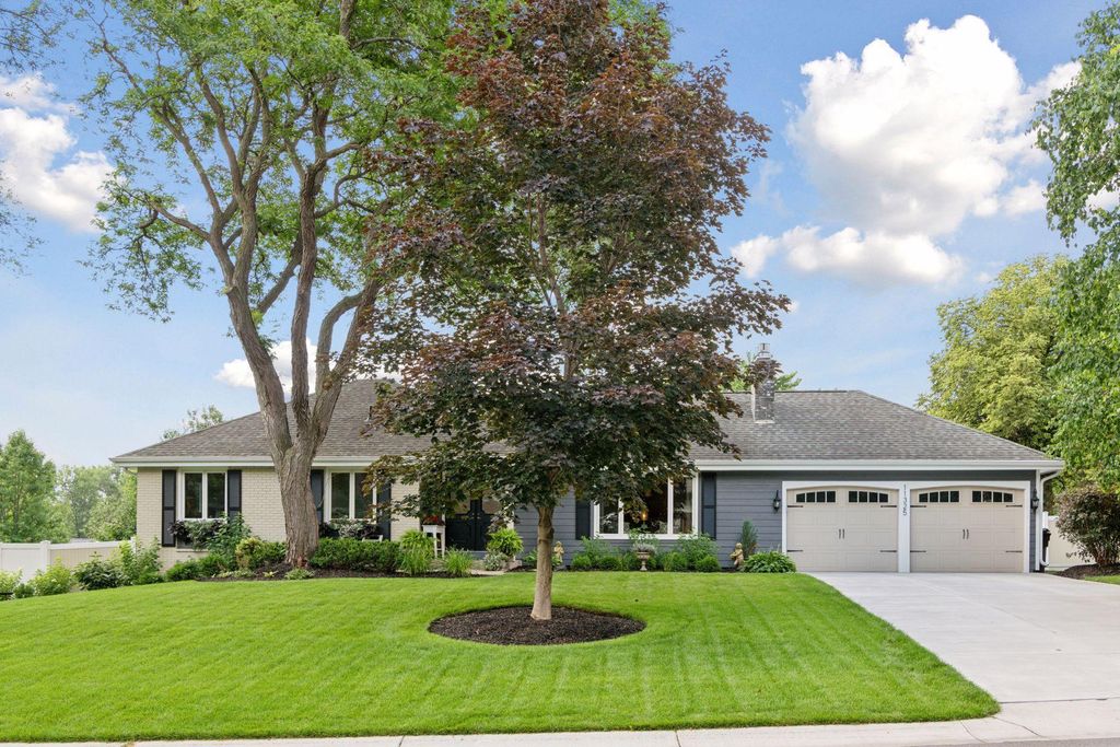 11325 65th Place N, Maple Grove, MN 55369