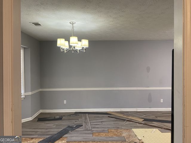 1865 Red Rose Lane, Loganville, GA 30052