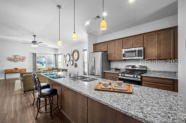 45 Cedarwood St, Beaufort, SC 29906