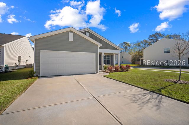 45 Cedarwood St, Beaufort, SC 29906