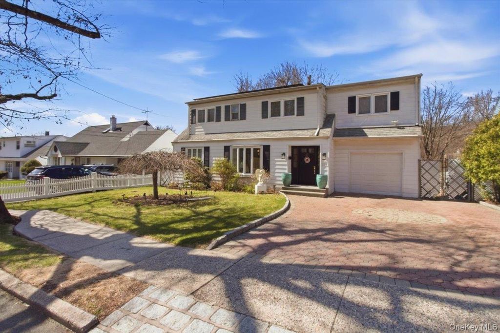 129 Gailmore Drive, Yonkers, NY 10710