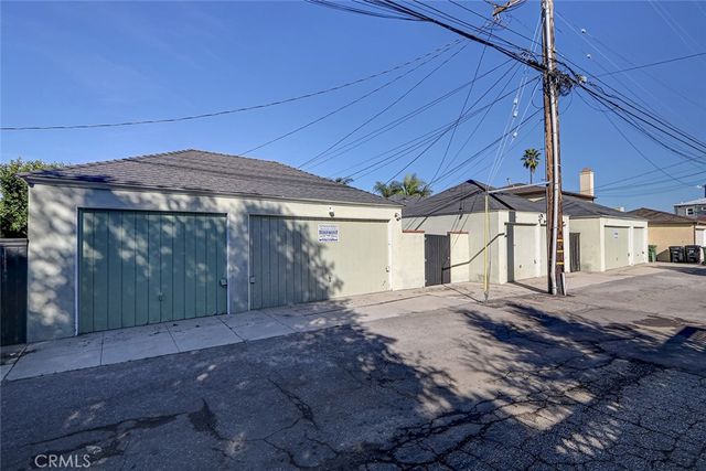 1428 Ocean Park, Santa Monica, CA 90405