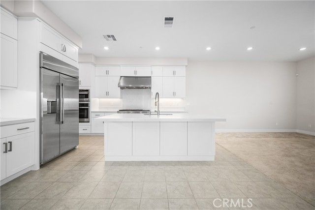 229 Chorus, Irvine, CA 92618