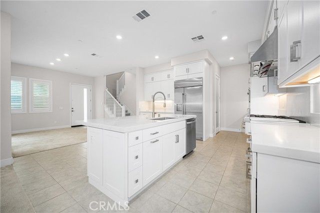 229 Chorus, Irvine, CA 92618