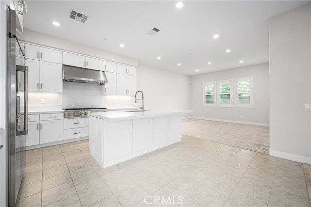 229 Chorus, Irvine, CA 92618