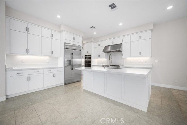 229 Chorus, Irvine, CA 92618