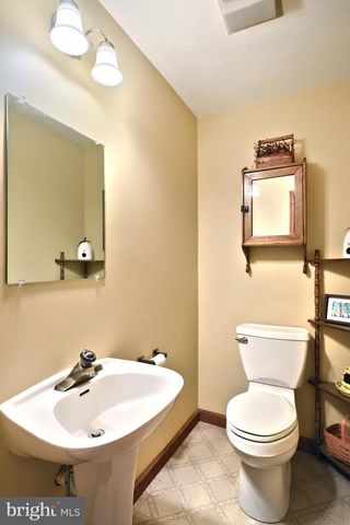 716 ASH DR, Hanover, PA 17331