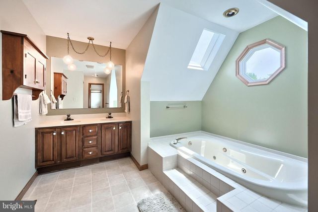 716 ASH DR, Hanover, PA 17331