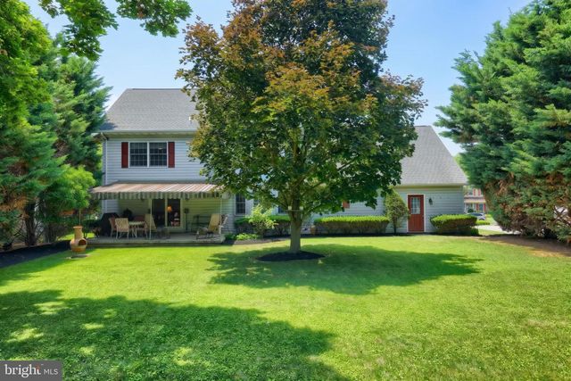 716 ASH DR, Hanover, PA 17331