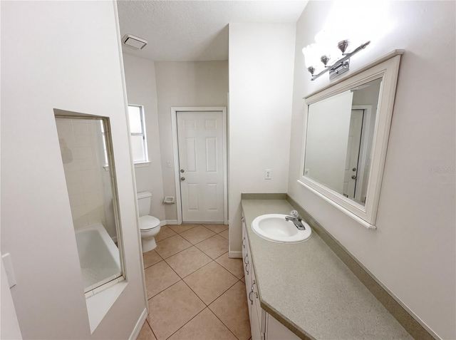 680 MACGLENROSS DRIVE, Oviedo, FL 32765