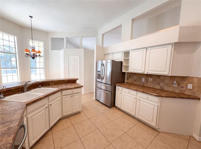 680 MACGLENROSS DRIVE, Oviedo, FL 32765