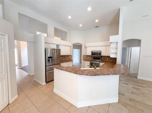 680 MACGLENROSS DRIVE, Oviedo, FL 32765