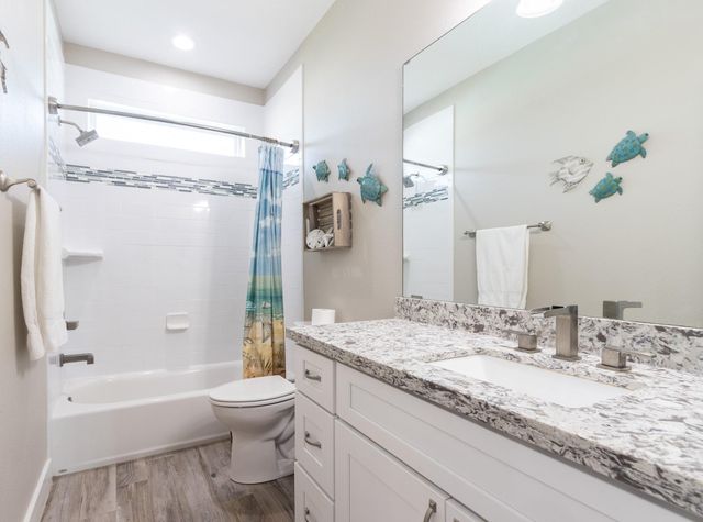 4030 Panola Drive, Galveston, TX 77554