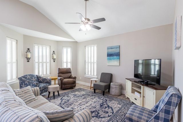 4030 Panola Drive, Galveston, TX 77554