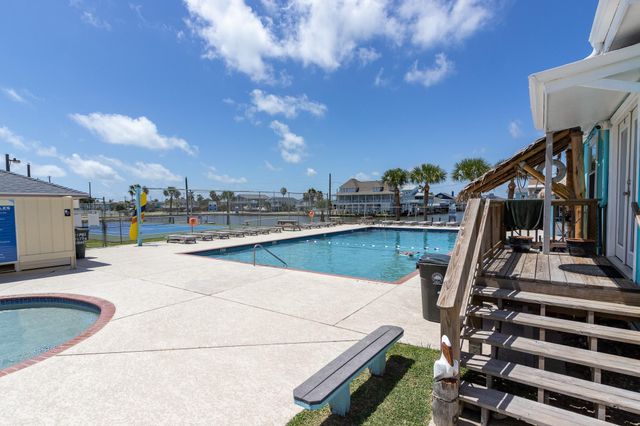 4030 Panola Drive, Galveston, TX 77554