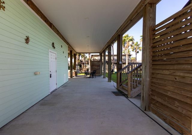 4030 Panola Drive, Galveston, TX 77554