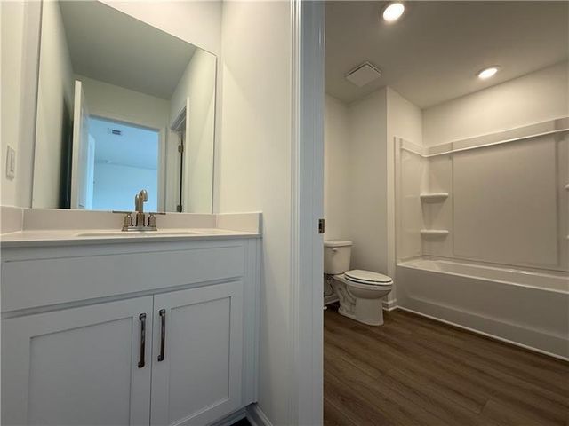 5449 Hargrove Way, Flowery Branch, GA 30542