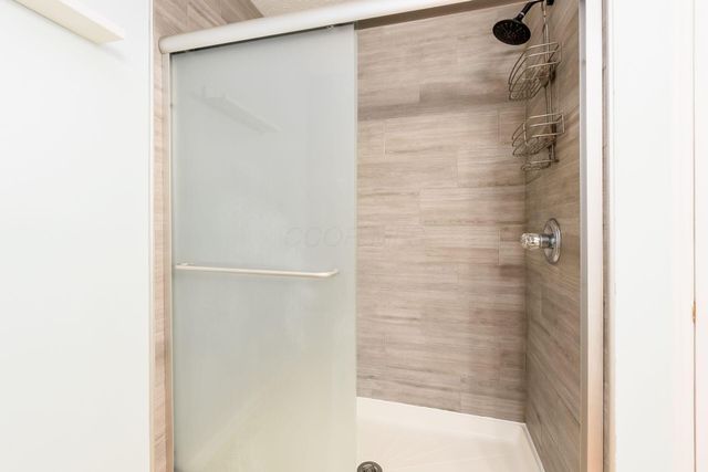 908 Portlock Drive, Columbus, OH 43228