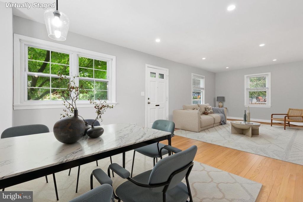 11015 GLUECK LN, Kensington, MD 20895