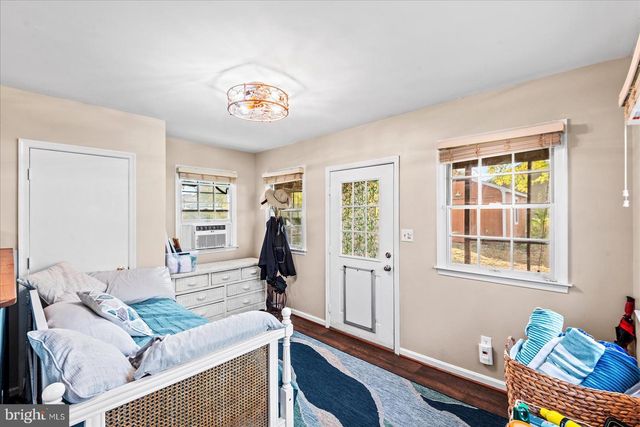 301 BANCROFT AVE, Colonial Beach, VA 22443