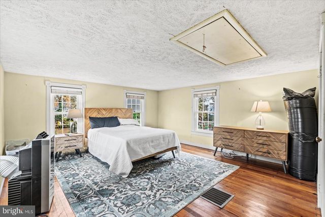 301 BANCROFT AVE, Colonial Beach, VA 22443