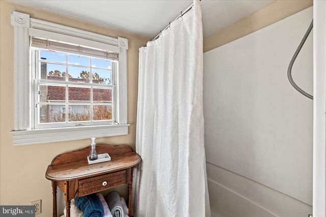 301 BANCROFT AVE, Colonial Beach, VA 22443