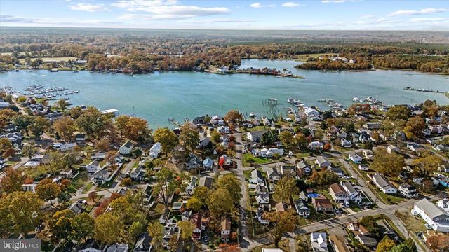 301 BANCROFT AVE, Colonial Beach, VA 22443