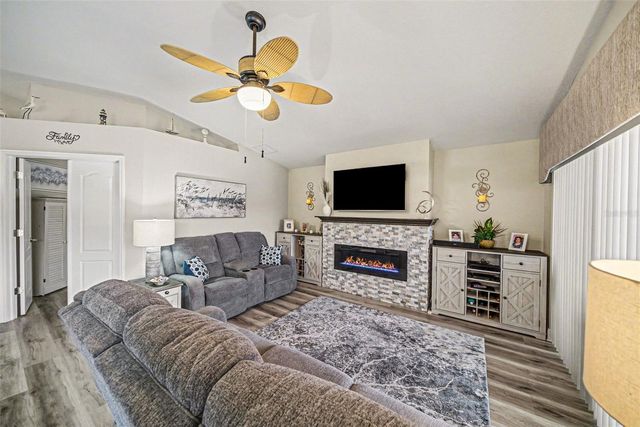 10321 OLD TAMPA BAY DRIVE, San Antonio, FL 33576